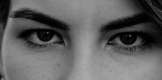 Kako da prepoznate osobu ZLE duše: Nije važno šta radi i govori – jedino je ovo odaje