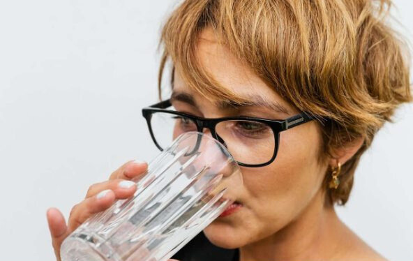 Zovu ga “četka” za crijeva: 1 kašičicu ovog praha razmutite u čaši vode i brzo olakšajte varenje - featured image