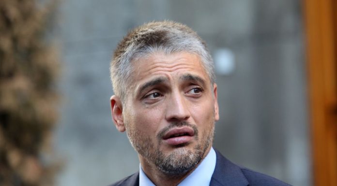 Spojila ih Ružica Đinđić, dobili 4 dece, pa doživeli nasilje i krah: Evo koja žena je razlog kraha braka Čede Jovanovića! Kad vidite o kome se radi neće vam bit dobro!