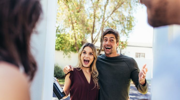 Nikada ne pozivaju goste u kuću? Psiholozi kažu da to govori OVO o njihovoj ličnosti