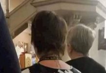 Žena je postala hit na Fejsu zbog majice u kojoj je došla na misu, morate vidjeti što je obukla
