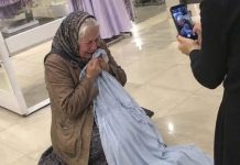 Prodavačice su izbacile 74-godišnju baku iz butika jer je dotaknula skupu haljinu… Ali jedna njezina rečenica utišala je cijelu trgovinu…