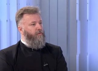 Otac Predrag objasnio koji način izražavanja je pravilniji: Nikad ne bi trebalo da govorimo “Primi moje saučešće” ožalošćenima Otac Predrag objasnio koji način izražavanja je pravilniji: Nikad ne bi trebalo da govorimo “Primi moje saučešće” ožalošćenima - featured image