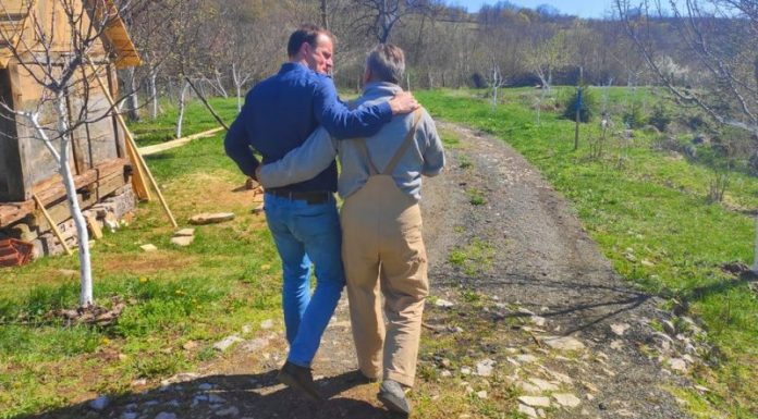 ISPOVIJEST BOŠNJAKA: “1992. god. smo iz Bijeljine izbjegli u Njemačku. Kuću nam je čuvao Srbin. Kada smo se nakon 10 godina vratili…” ISPOVIJEST BOŠNJAKA: “1992. god. smo iz Bijeljine izbjegli u Njemačku. Kuću nam je čuvao Srbin. Kada smo se nakon 10 godina vratili…” - featured image