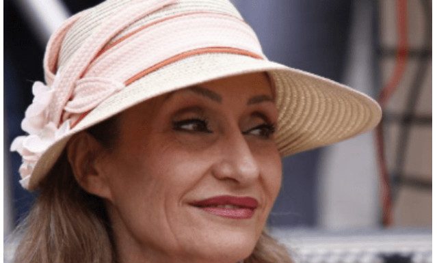 Mamin ponos i najveće blago: Pogledajte u kakvu ljepoticu je izrasla kćerka Ljiljane Jakšić Salvete, dobila je u 52. godini Mamin ponos i najveće blago: Pogledajte u kakvu ljepoticu je izrasla kćerka Ljiljane Jakšić Salvete, dobila je u 52. godini - featured image